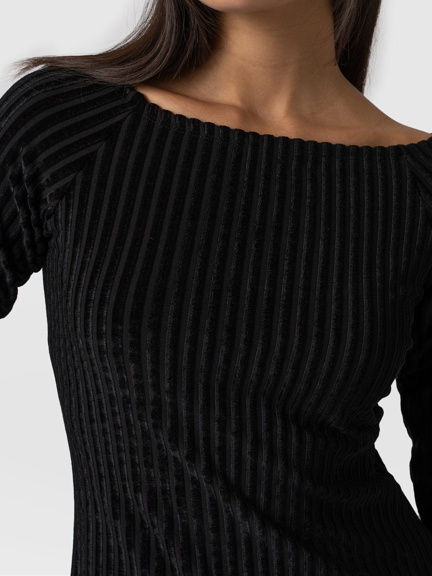 Riviera Long Sleeve Dress Black Stripe Velvet - Women's Dresses | Saint + Sofia® EU